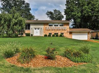 9446 Rosebay Dr, Saint Louis, MO