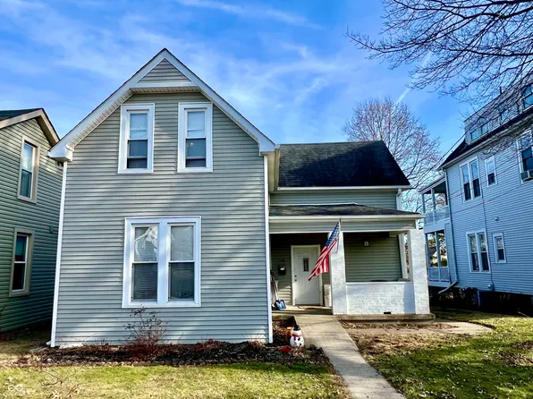 206 N Main St, Batesville, IN 47006