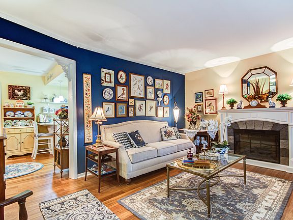 5th image of 3005 Vassar St SE