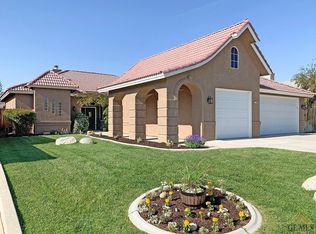 11100 Reynard Rd, Bakersfield, CA 93306