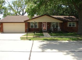 5787 Firetree Ct, Saint Louis, MO 63129