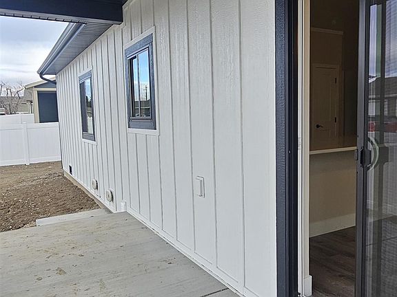 2nd image of 2801 Skyview Ln #6