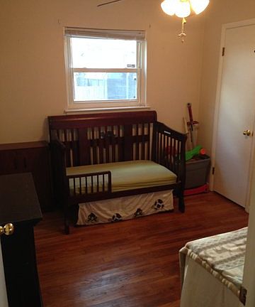 5th image of 105 Magnolia Dr