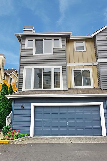 1st image of 9027 161st Pl NE #3201