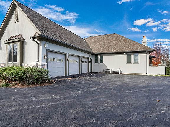 4th image of 16126 Hill Grove Ct