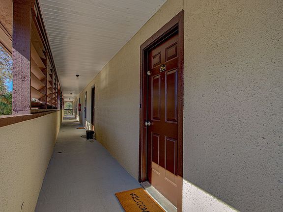 3rd image of 1255 Ponce Island Dr APT 786-G