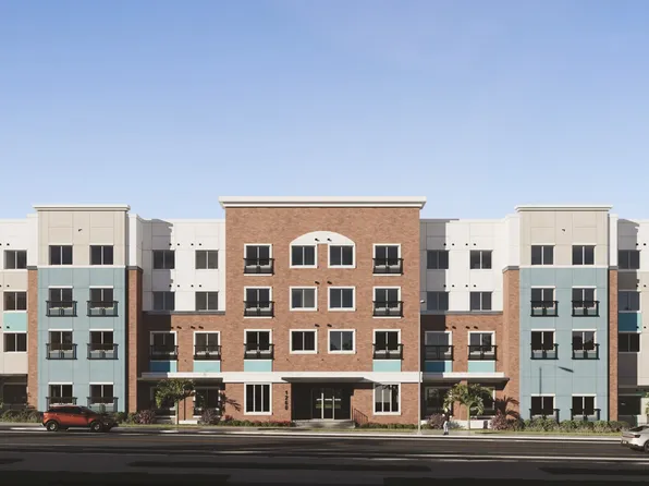 Clearwater Gardens, 1260 Cleveland St #323, Clearwater, FL 33755