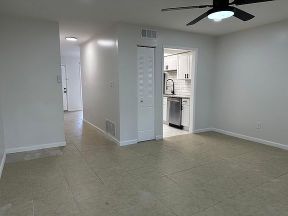 5th image of 6339 Holcomb Way #D