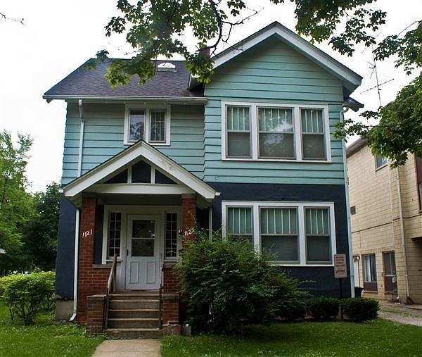 1121 Church St