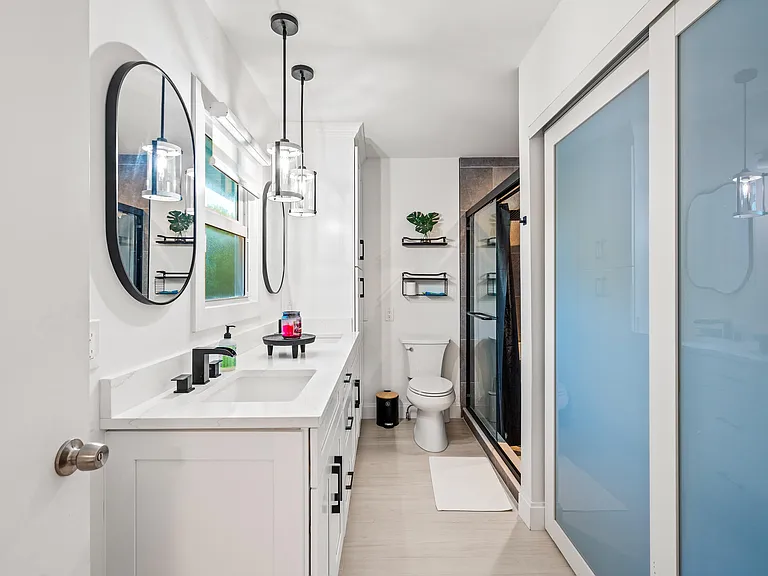 9165 SE Yacht Club Cir — Photo 17