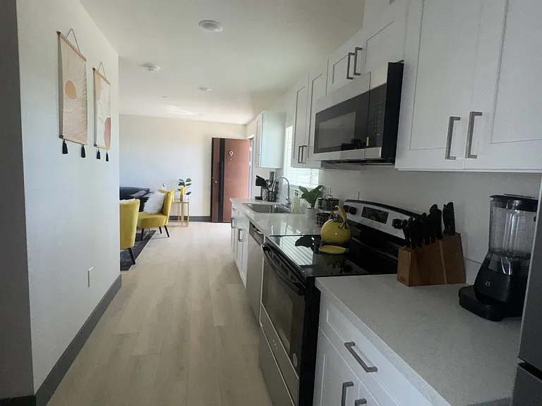 4834 Powerline Rd #15 — Photo 5