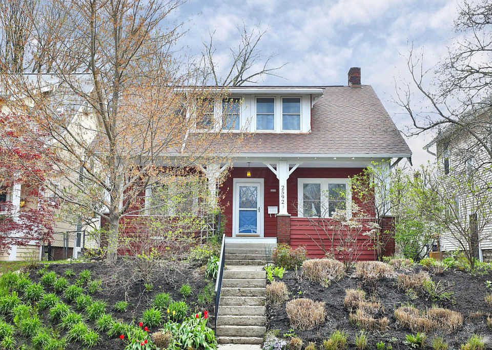 1st image of 2592 Glen Echo Dr