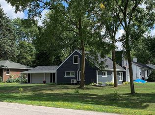 270 N 9th St, Lewiston, NY 14092