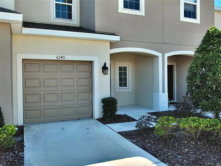 6345 Willowside St — Photo 1