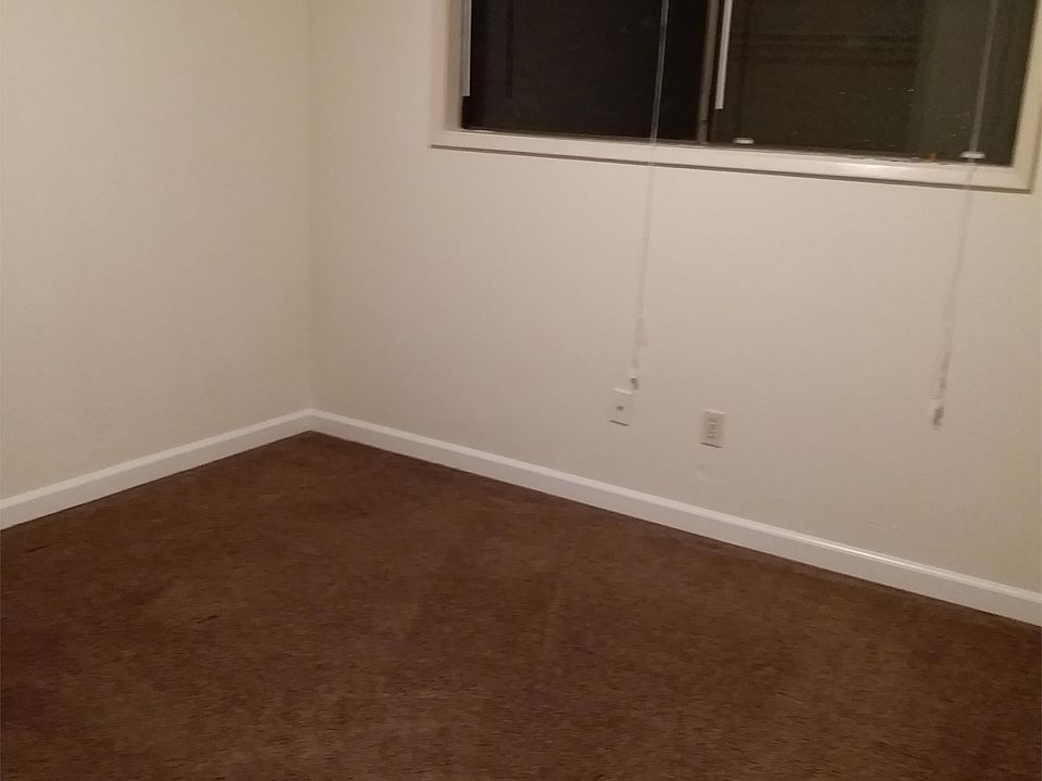 2nd image of 425 Manzanita St APT 4