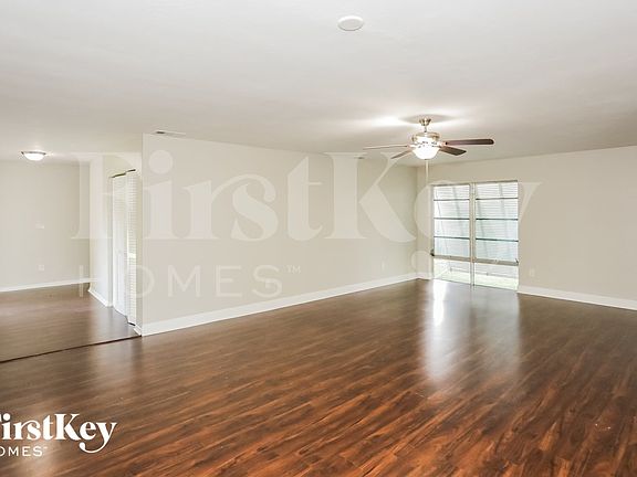 5th image of 10520 SW 199th St