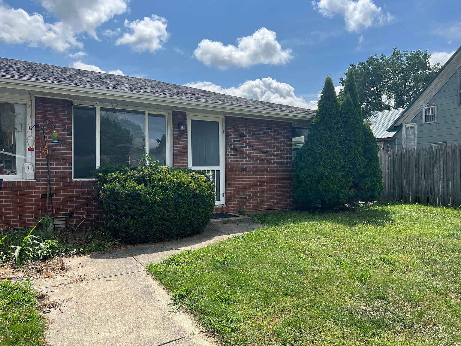 208 N Washington St, Frankton, IN 46044 Zillow