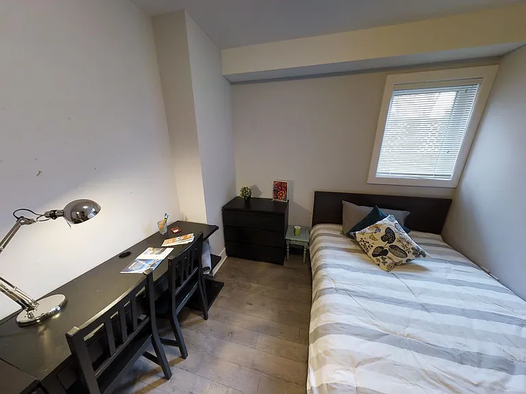 173 Henderson Ave — Photo 20