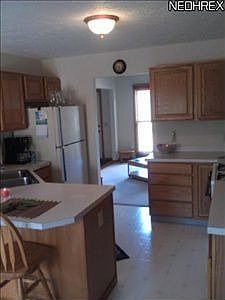 3rd image of 588 Royal Woods Dr