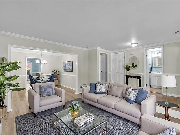 3rd image of 1002 Colonial Meadows Way