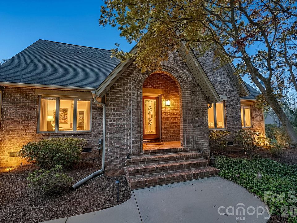 1st image of 210 Southern Farm Rd