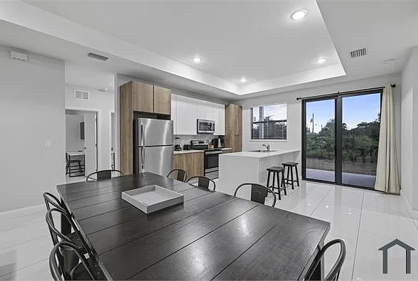 2915 65th St W — Photo 11