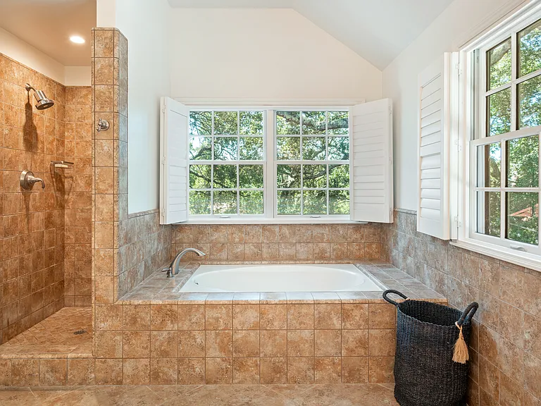 970 Rachael Rd — Photo 39