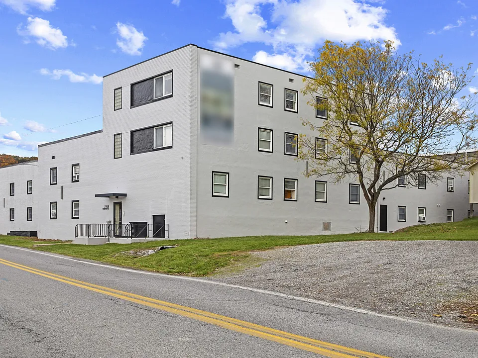 Building Photo 5