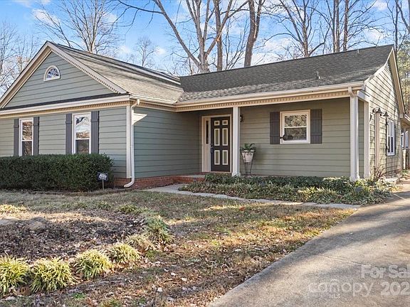 2nd image of 1511 Longbrook Dr
