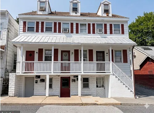 19-23 Breckenridge St Photo 1