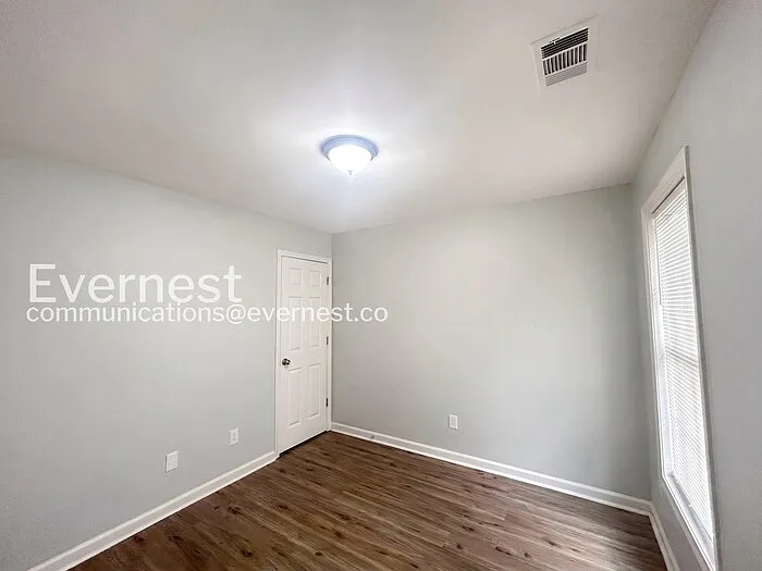 66 Holly Rd NW — Photo 18