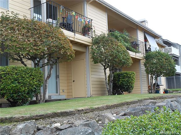 2nd image of 1111 S Villard St APT D23