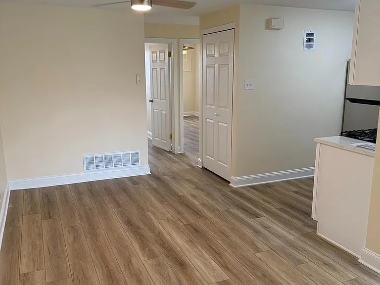 1509 Curtin St #2 — Photo 5