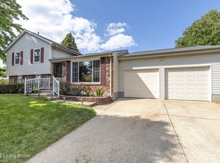 9001 Admont Ct, Louisville, KY 40220