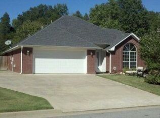 2218 Brookhaven Dr, Alma, AR 72921