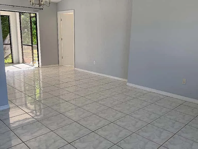 1474 Dewitt St — Photo 19