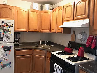 Rented by Metroline Realty