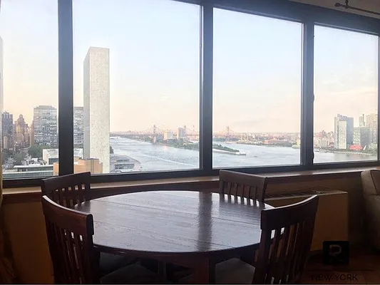 Rented by R New York | media 27