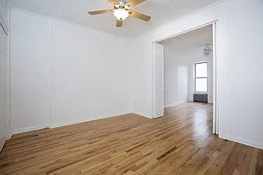 Rented by Space Marketing Shop