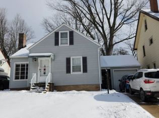 1585 Sheffield Rd, South Euclid, OH 44121