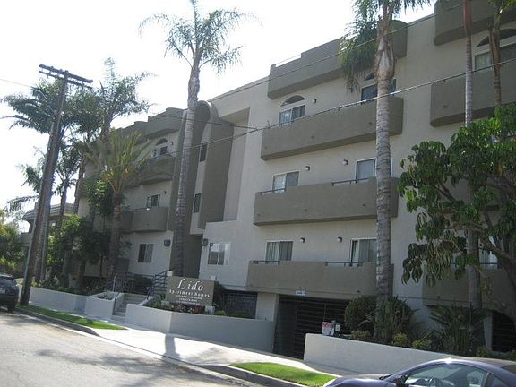 2nd image of 11221 Richland Ave APT 310