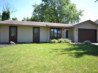 7518 Regina Dr, Fort Wayne, IN 46815