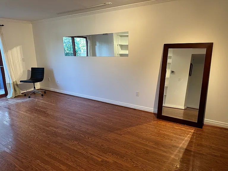 2301 N St NW #114 — Photo 25