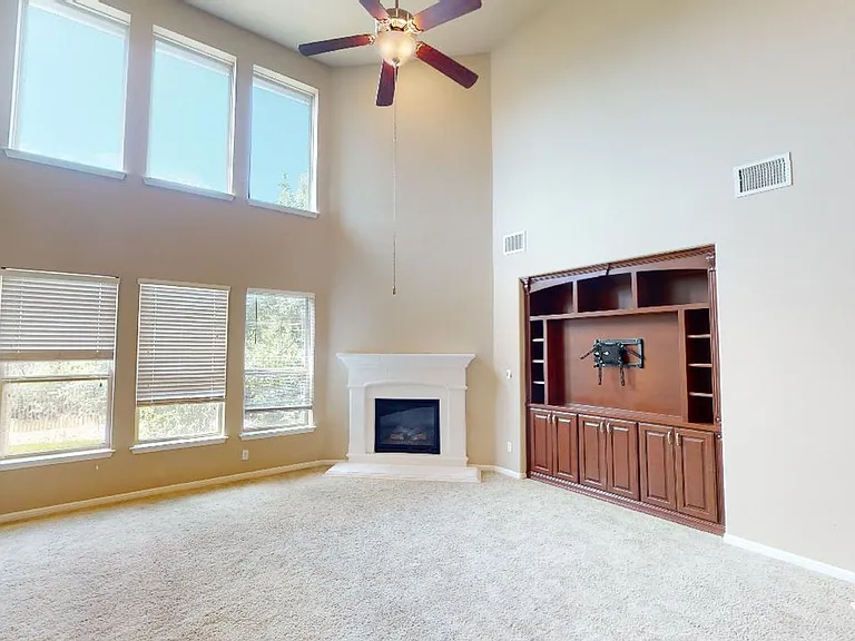 5705 Lipan Apache Bnd — Photo 21