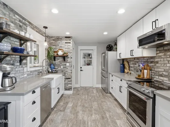 3345 E UNIVERSITY Drive #61, Mesa, AZ 85213