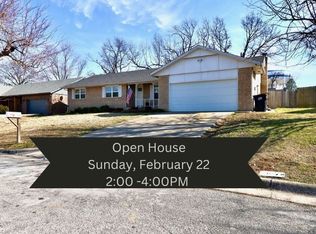 1227 Countrywood Cir, Rogers, AR 72756