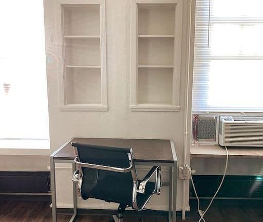 2nd image of 2200 Prospect Ave #304