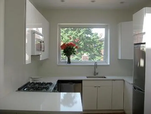 Rented by Corcoran | media 20
