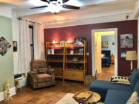 Rented by Buchbinder & Warren | media 21