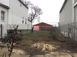 5748 S La Salle St, Chicago, IL 60621